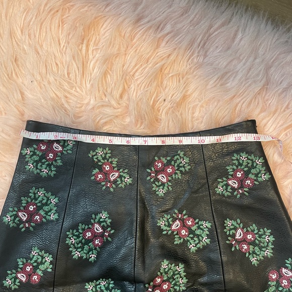 Club Monaco leather skirt size 0 - Picture 4 of 5